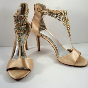 Gianni Bini Platinum Collection‎ Jeweled Sandal (S345)